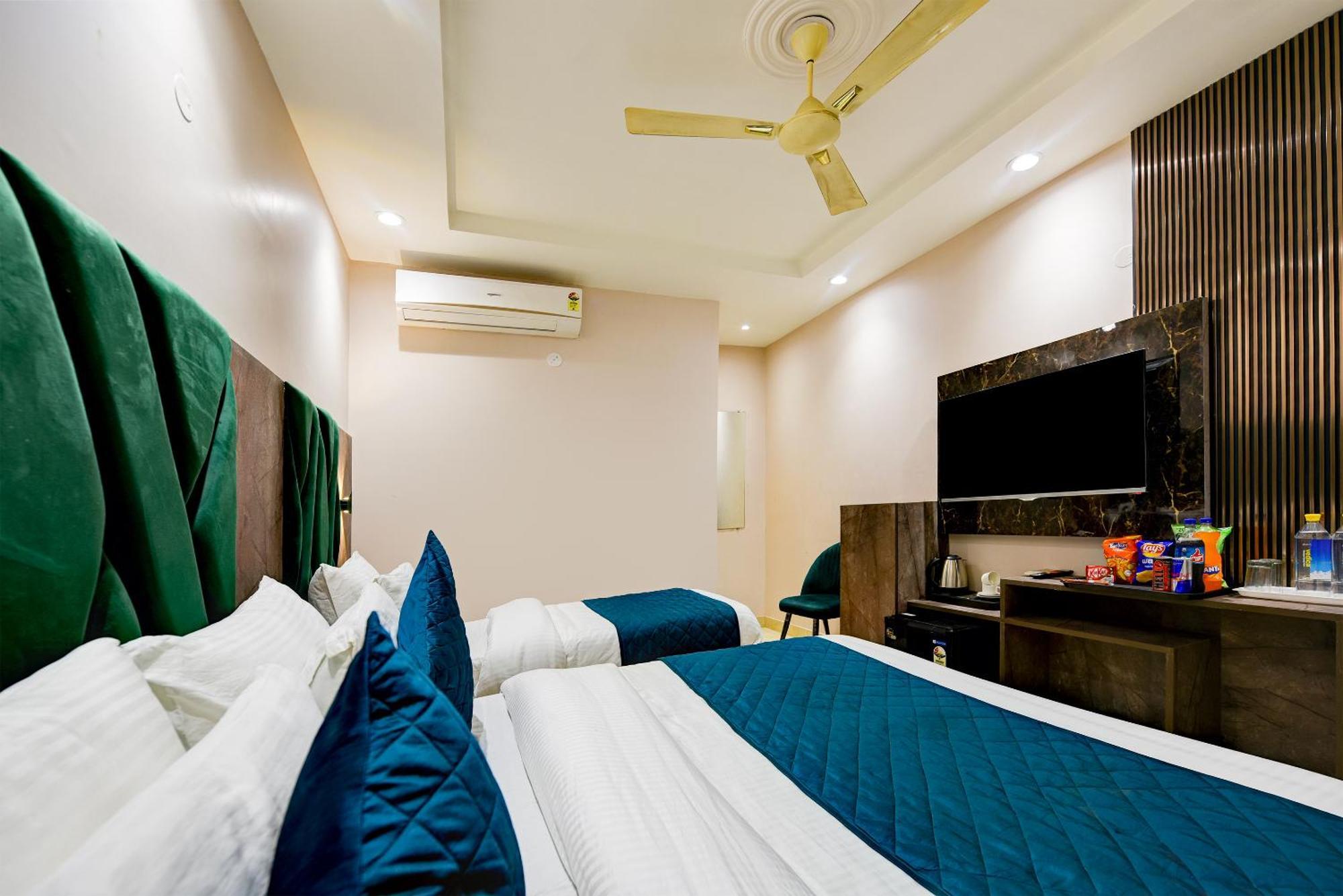The Pearl Plaza Hotel In City Centre - Near New Delhi Railway Station Экстерьер фото