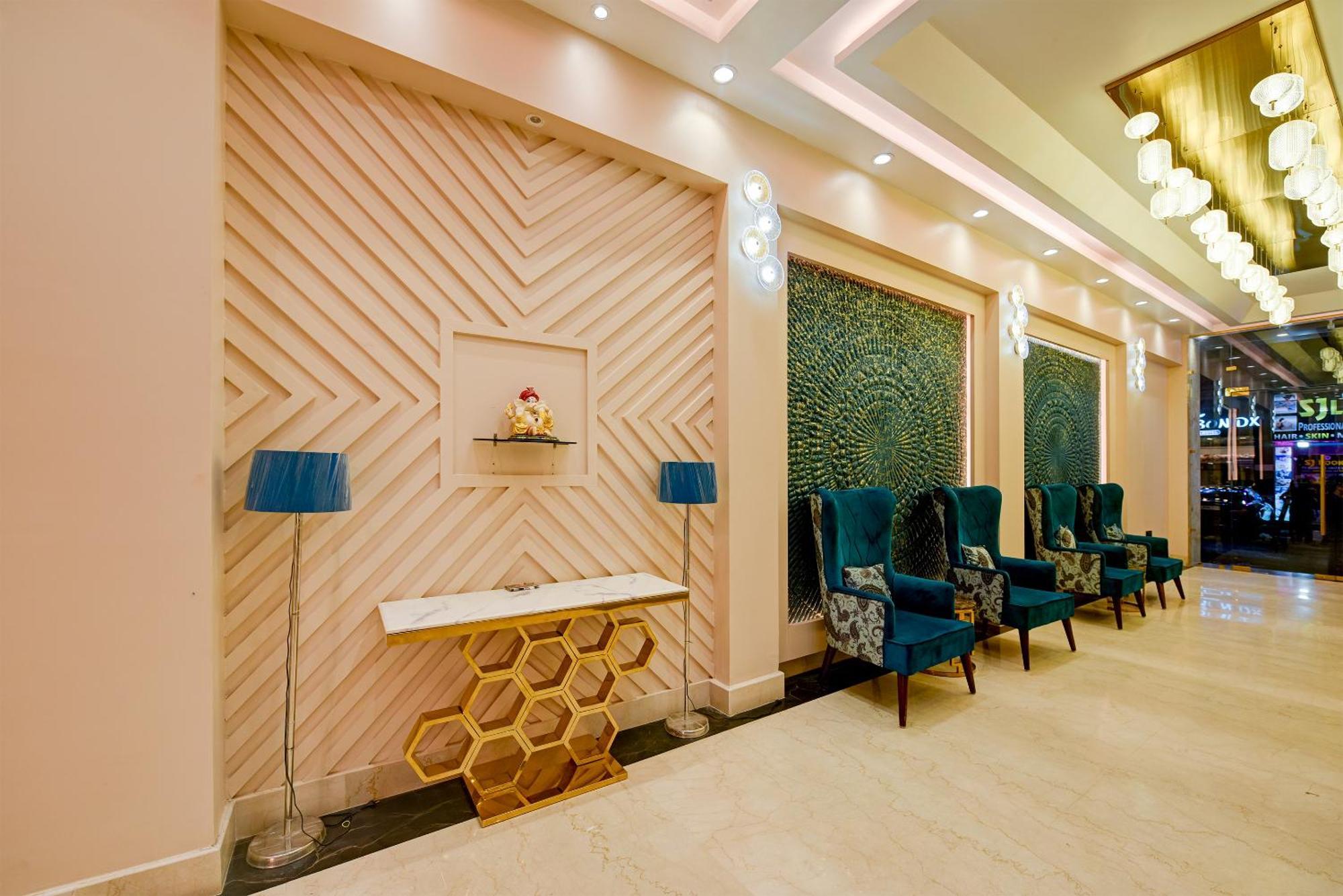 The Pearl Plaza Hotel In City Centre - Near New Delhi Railway Station Экстерьер фото