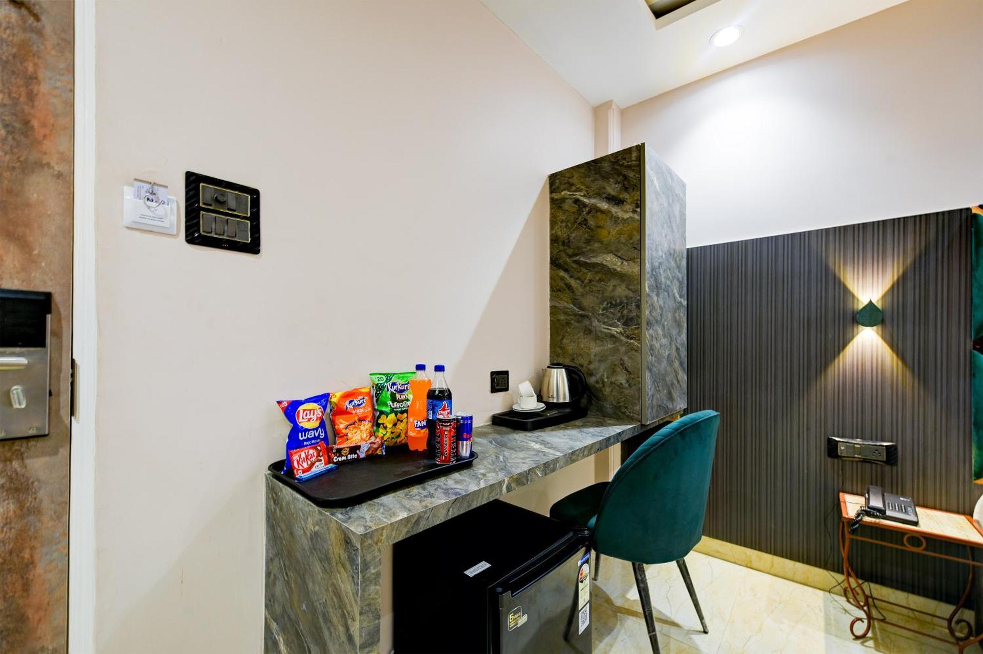 The Pearl Plaza Hotel In City Centre - Near New Delhi Railway Station Экстерьер фото