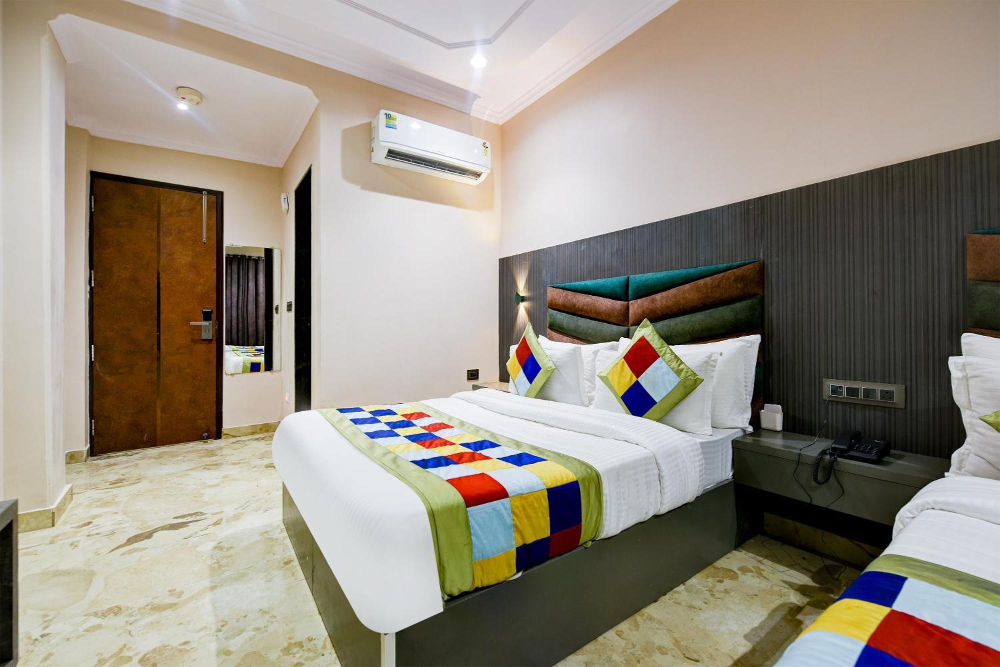 The Pearl Plaza Hotel In City Centre - Near New Delhi Railway Station Экстерьер фото
