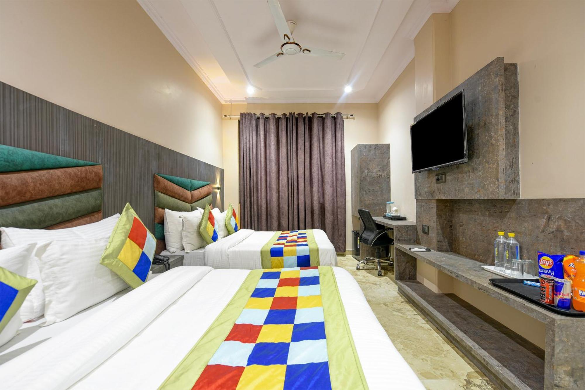 The Pearl Plaza Hotel In City Centre - Near New Delhi Railway Station Экстерьер фото