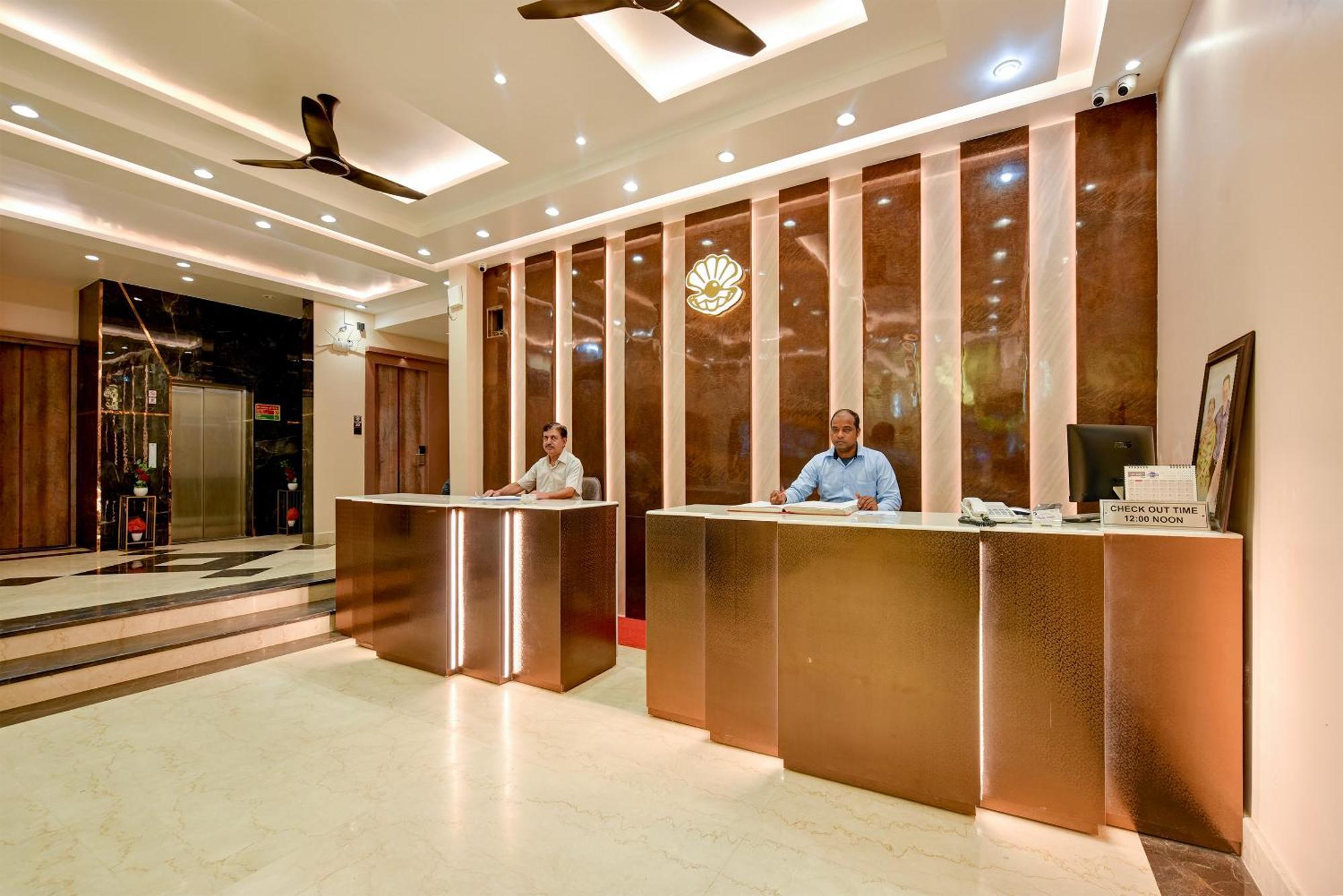 The Pearl Plaza Hotel In City Centre - Near New Delhi Railway Station Экстерьер фото